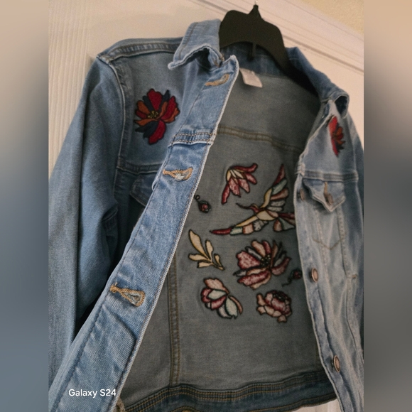 Embroidered Denim Jacket - Blue Sz L-14 NWOT - Picture 4 of 6